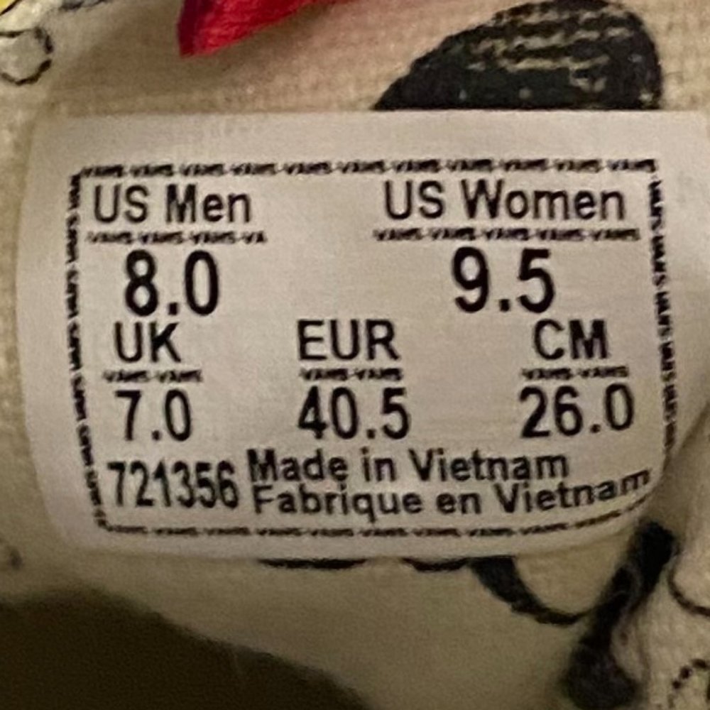 Disney X Vans - Picture 6 of 6